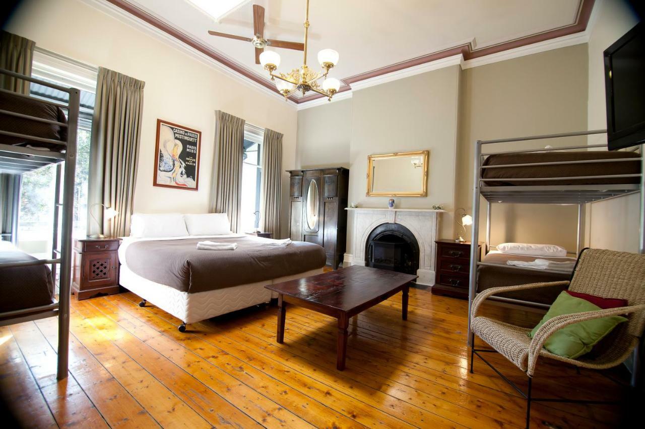 The Nunnery Accommodation Melbourne Eksteriør billede